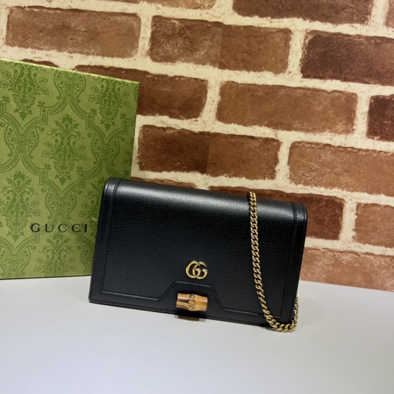 G*u*i wallets & purse